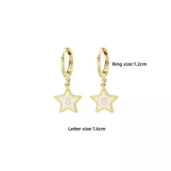 1 par Pendientes moda de acero inoxidable con estrella inicial para mujeres