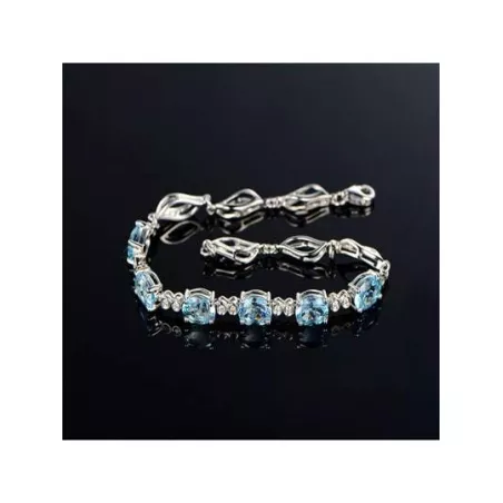 Pulsera decorada con circonitas cúbicas azul claro de 1 pieza