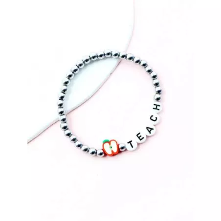 Pulsera con cuenta con diseño de letra