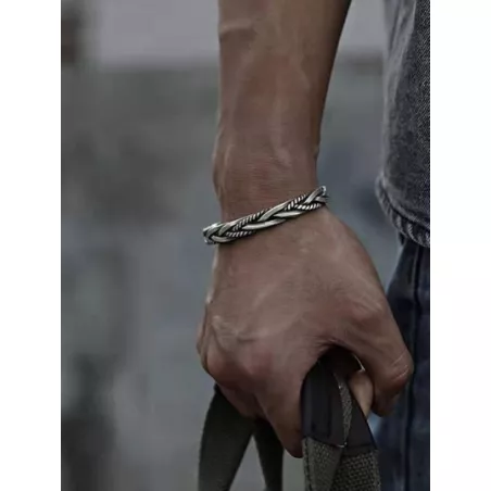 Hombres Pulsera abierta con diseño girante