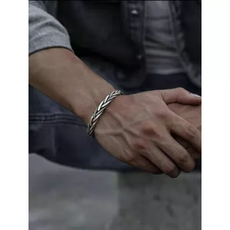 Hombres Pulsera abierta con diseño girante