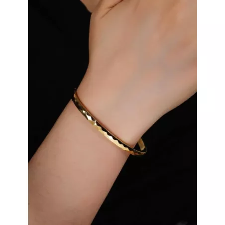 1 pieza Brazalete exquisito de acero inoxidable geométrico con textura para mujeres para regalo