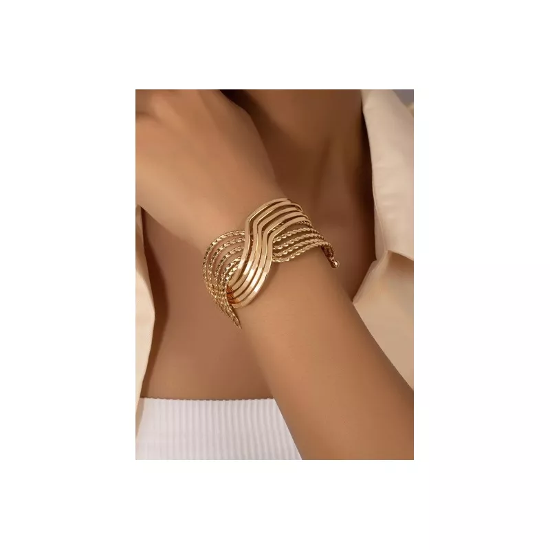 Pulsera abierta con abertura