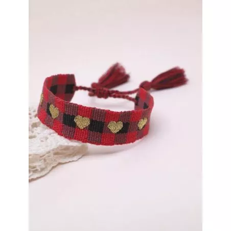 Pulsera con bordado de corazón con diseño de fleco