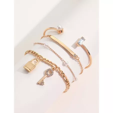 4 piezas/set Pulsera con diamante de imitación con corazón & con diseño de estrella