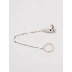 Anillo con dedo con diseño de perla artificial