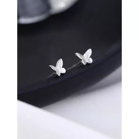 1 par Pendientes de tachuela moda plata con mariposa para mujeres para decoración diaria