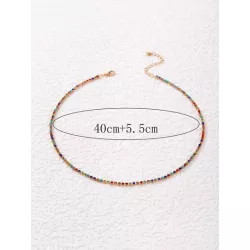 Collar de color al azar con diseño de diamante de imitación