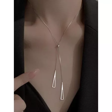 Collar con colgante geométrico con abertura triángulo con guay estilo para gama alta clavícula con cadena con personalizado