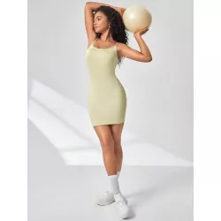 Vestido deportivo ajustable con tira espagueti