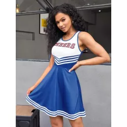 Vestido deportivo con estampado de letra de color combinado