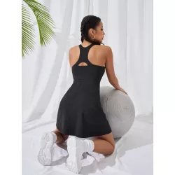 Vestido deportivo unicolor con tira cruzada de espalda abierta