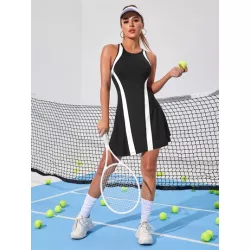 Vestido panel en contraste tenis