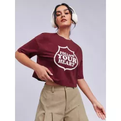 Neu Camiseta deportiva crop con estampado de slogan de hombros caídos