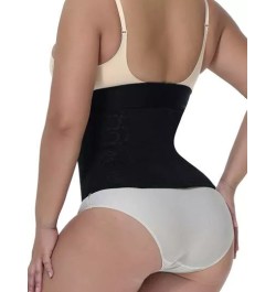 Cinturica con corchete delantero