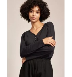 Top para dormir con botón delantero unicolor