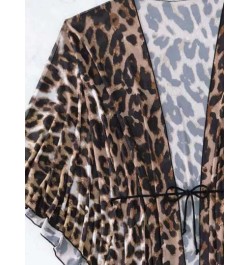 Kimono con estampado de leopardo bajo asimétrico