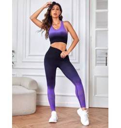 Conjunto deportivo inconsútil con estiramiento alto de color combinado