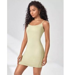 Vestido deportivo ajustable con tira espagueti