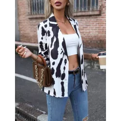 SHEIN Clasi Blazer con estampado de manga enrollada con botón