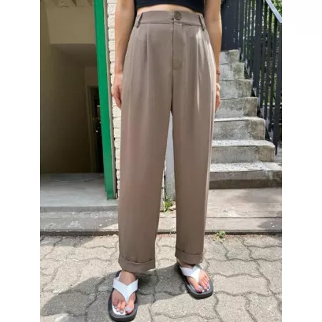 Pantalones de traje de talle alto con fruncido de pierna recta