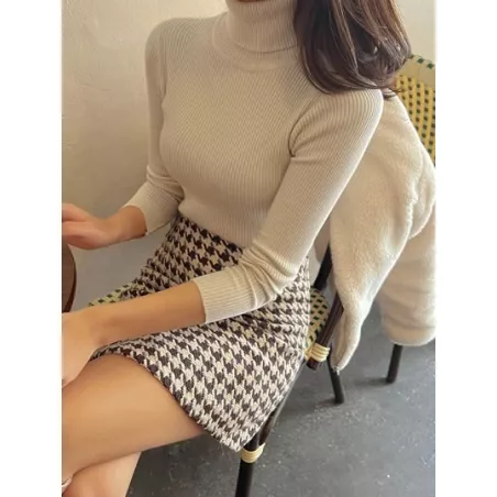 Jersey tejido de canalé cuello alto