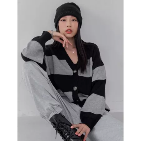 Cárdigan de dos tonos de hombros caídos