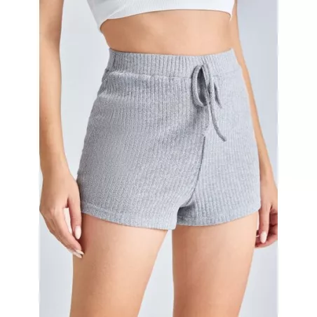 Shorts tejidos unicolor de canalé con nudo