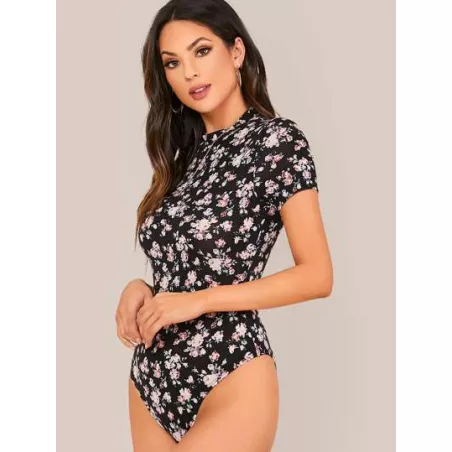 Clasi Body floral de margarita de cuello alto