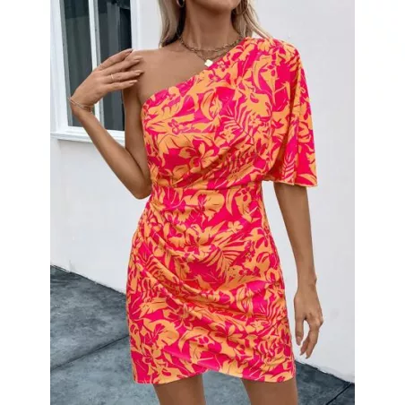 SHEIN LUNE Vestido ajustado con estampado de un hombro de manga murciélago fruncido lateral