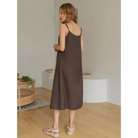 Vestido de tirantes unicolor