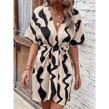 SHEIN LUNE Vestido con estampado de manga murciélago girante delantero