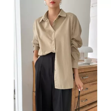 Camisa amplia unicolor de hombros caídos con botón