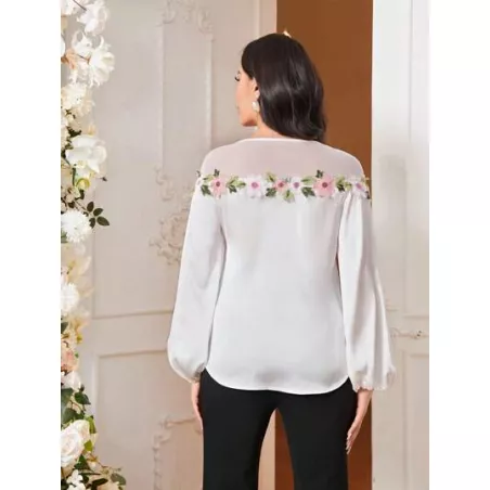 Modely Blusa con bordado floral de manga farol