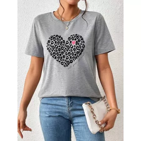 Essnce Camiseta con estampado de leopardo y corazón