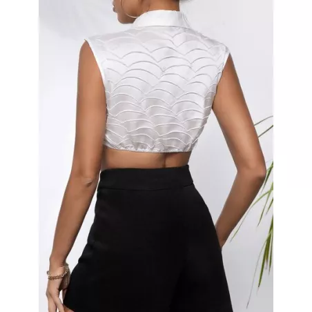 SHEIN BAE Top con cordón delantero de cuello esmoquin con textura de satén