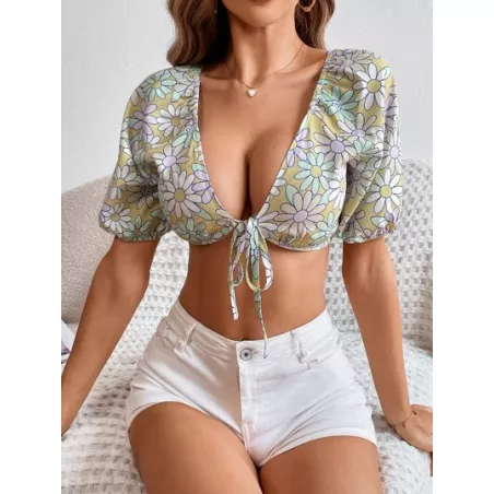 SHEIN WYWH Top corto con estampado floral de manga raglán con nudo delantero