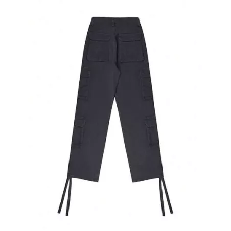 Pantalones cargo con bolsillo lateral con solapa