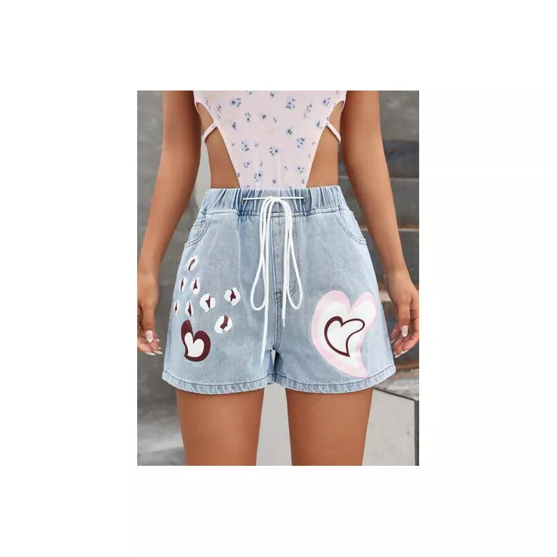 Shorts en mezclilla con estampado de corazón de cintura con cordón