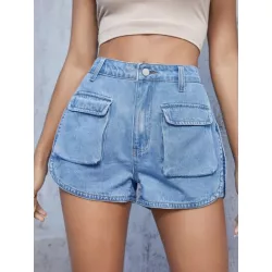 Shorts en mezclilla con bolsillo con solapa