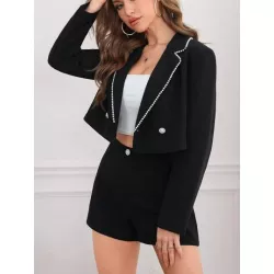 Essnce unido en contraste con botones Blazer & Shorts sin top de tirantes